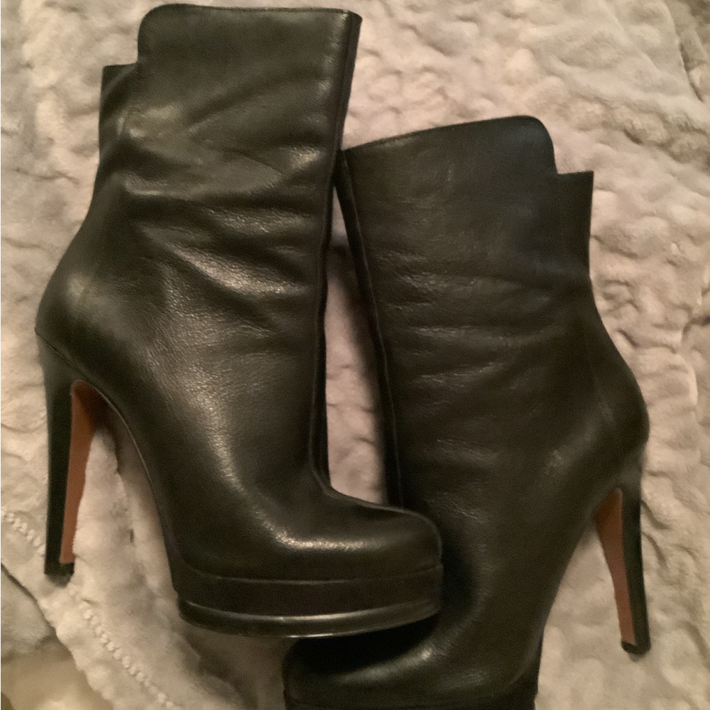 Nine West Short boot